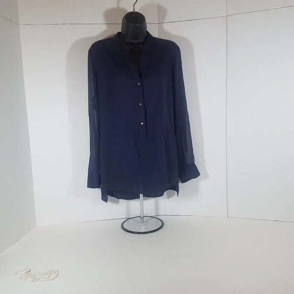 Tops - like new women's blouses